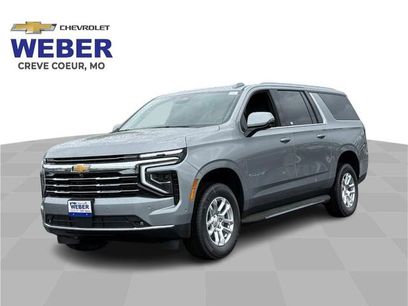 New 2026 Chevrolet Suburban LT w/ Comfort Package