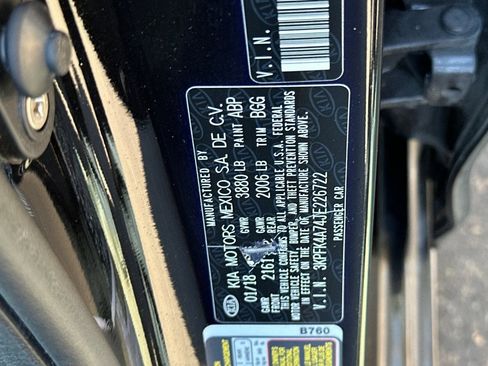 Used 2018 Kia Forte LX FWD image 31