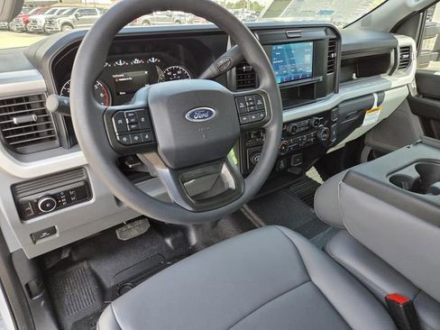 New 2026 Ford F250 XL w/ XL Chrome Package RWD image 27