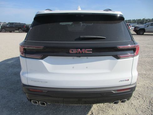 New 2026 GMC Acadia AT4 w/ Luxury Package AWD/4WD image 6