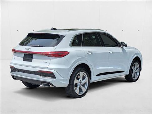 New 2025 Audi Q5 Premium Plus w/ Premium Plus image 2