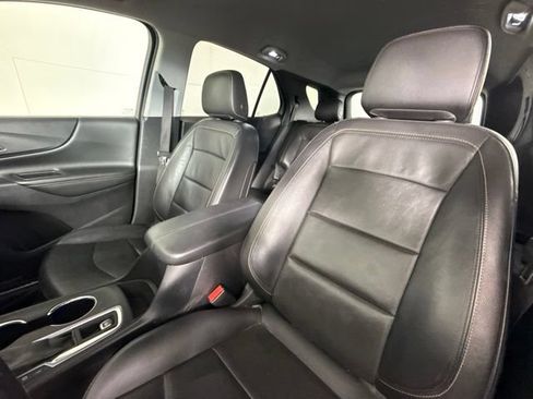 Used 2018 Chevrolet Equinox Premier AWD/4WD image 15