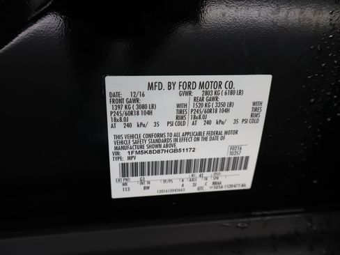 Used 2017 Ford Explorer XLT w/ Equipment Group 202A AWD/4WD image 66