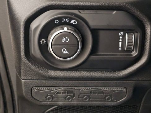 Used 2024 Jeep Gladiator Sport image 26