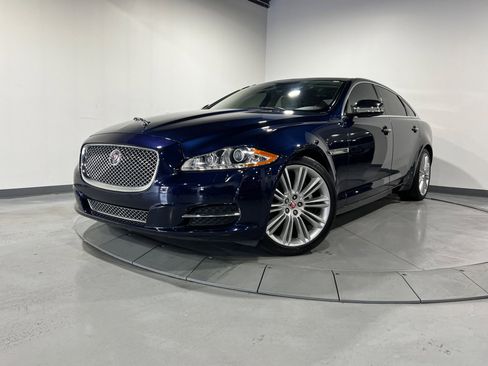 Used 2015 Jaguar XJ L Portfolio RWD image 2