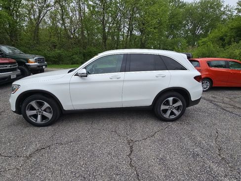 Used 2022 Mercedes-Benz GLC 300 4MATIC image 3
