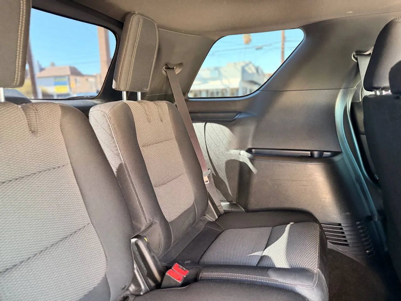 Used 2017 Ford Explorer XLT FWD image 41