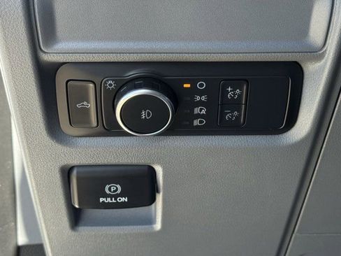 Used 2022 Ford F150 XLT image 23