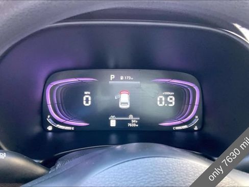 Used 2025 Kia Soul LX w/ LX Technology Package FWD image 20