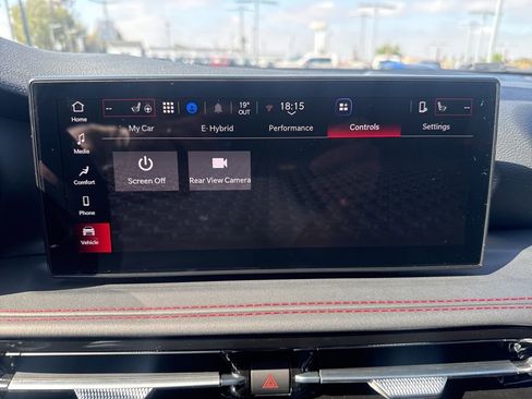 Used 2024 Dodge Hornet R/T w/ R/T Blacktop Package image 19