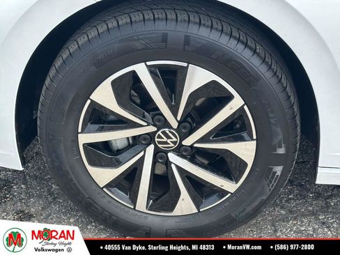 Certified 2024 Volkswagen Jetta S FWD image 9