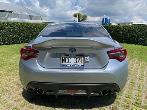 Used 2020 Toyota 86 RWD image 5