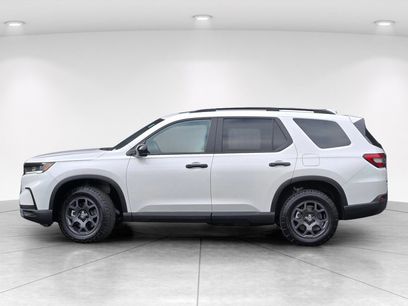 Used 2025 Honda Pilot TrailSport