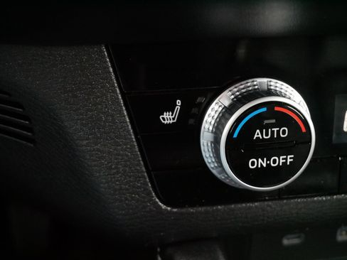 Used 2022 Mitsubishi Outlander SEL AWD/4WD image 27