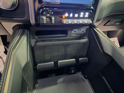 Used 2021 RAM 1500 Limited RWD image 36