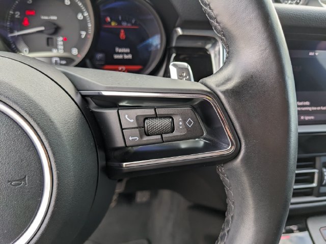 Used 2023 Porsche Macan Turbo AWD/4WD image 34