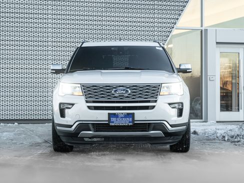 Used 2019 Ford Explorer Platinum image 35