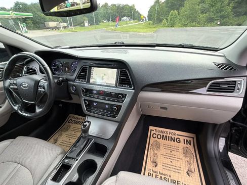Used 2017 Hyundai Sonata Limited w/ Tech Package 03 FWD image 56