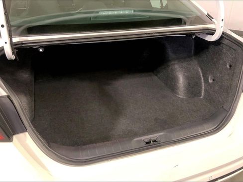 Used 2025 Nissan Altima 2.5 SV FWD image 4
