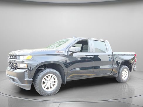 New 2026 Chevrolet Suburban Z71 w/ Z71 Off-Road Package image 2