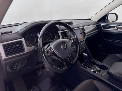 Used 2018 Volkswagen Atlas SE AWD/4WD image 9