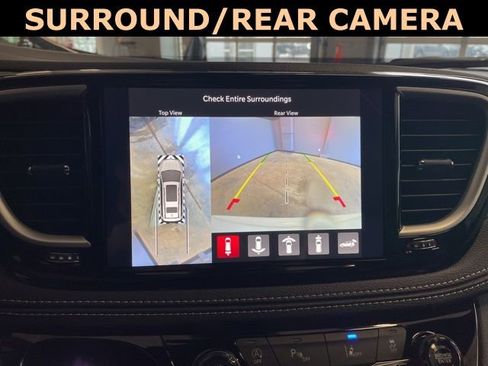 New 2026 Chrysler Pacifica Select w/ S Appearance Package image 23