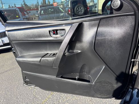 Used 2019 Toyota Corolla SE image 20