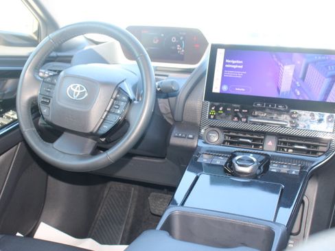 Certified 2023 Toyota bZ4X AWD image 25