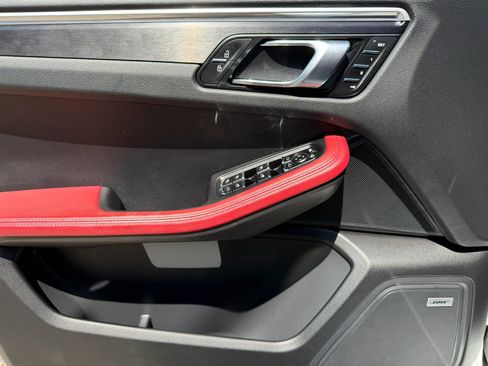Used 2020 Porsche Macan GTS AWD/4WD image 9