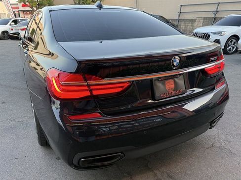 Used 2017 BMW 740i RWD image 7