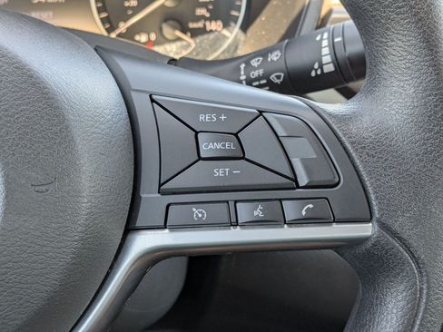 Used 2025 Nissan Altima 2.5 SV FWD image 20