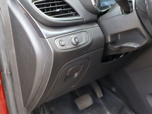 Used 2022 Buick Encore Preferred w/ Safety Package AWD/4WD image 22
