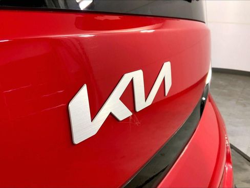 Certified 2024 Kia Soul LX FWD image 29