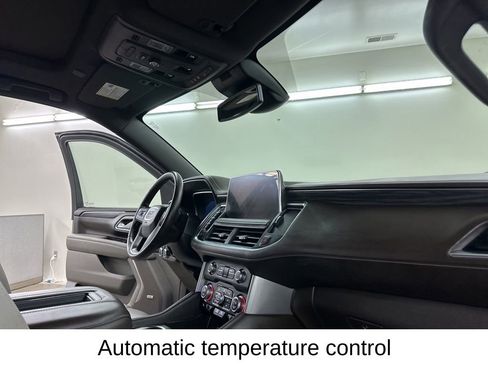 Used 2023 GMC Yukon XL SLT AWD/4WD image 20