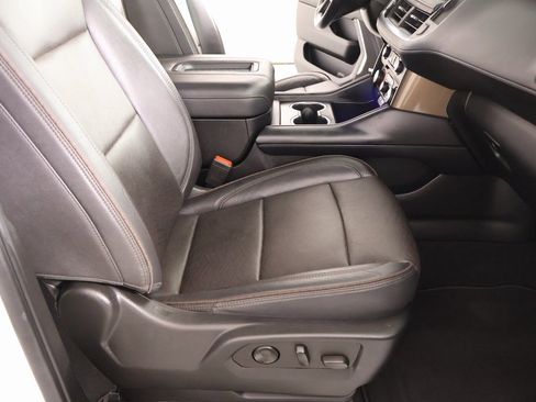 Used 2023 Chevrolet Tahoe High Country w/ Premium Package 2 image 14