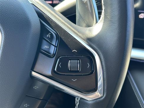 Used 2021 Chevrolet Corvette Stingray Coupe w/ Z51 Performance Package image 38