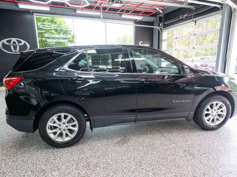 Used 2018 Chevrolet Equinox LT FWD image 4