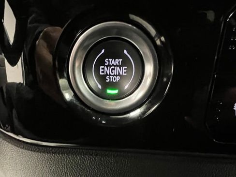 Used 2023 GMC Sierra 1500 Elevation image 25