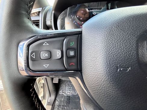 Used 2024 RAM 2500 Limited AWD/4WD image 24