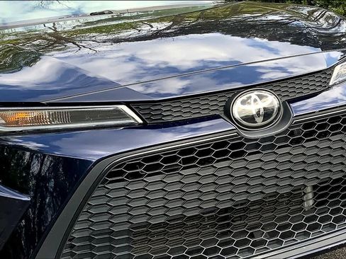 Used 2022 Toyota Corolla LE FWD image 28