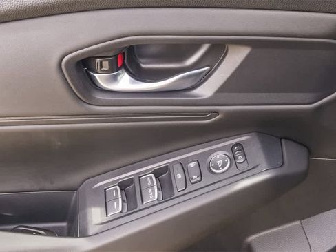 Certified 2025 Honda Accord SE image 21