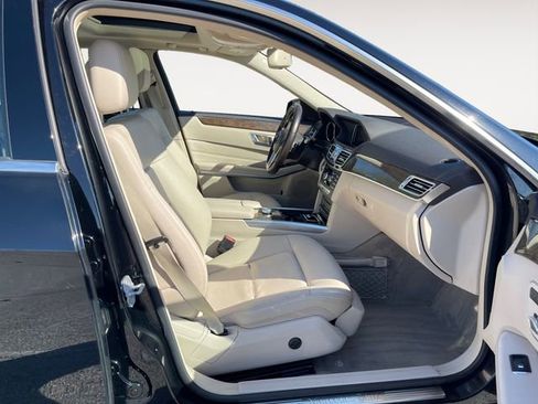 Used 2015 Mercedes-Benz E 350 4MATIC Sedan image 15