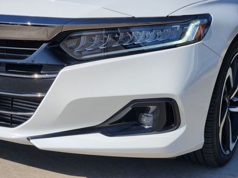 Certified 2022 Honda Accord Sport image 9