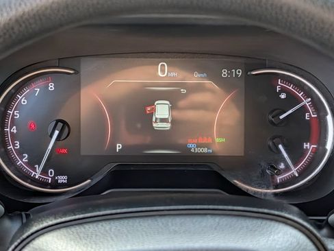 Used 2024 Toyota RAV4 XLE FWD image 21