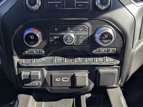 Used 2021 GMC Sierra 1500 Denali image 41