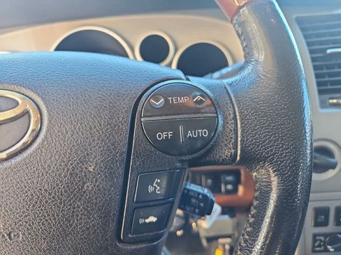 Used 2011 Toyota Sequoia Platinum image 26