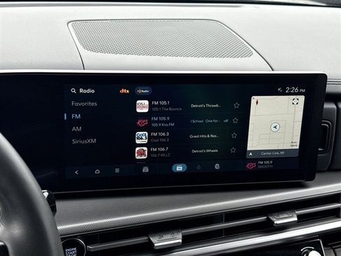 Used 2024 Hyundai Santa Fe XRT image 17