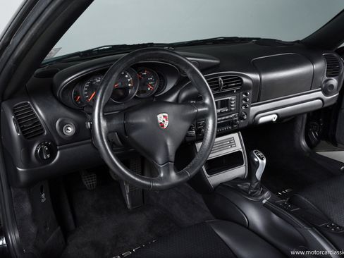 Used 2003 Porsche 911 Carrera RWD image 19