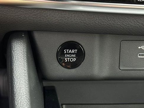 New 2025 Nissan Rogue SV image 25