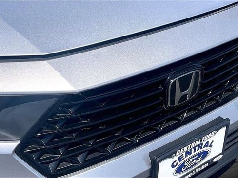Used 2024 Honda Accord EX image 27